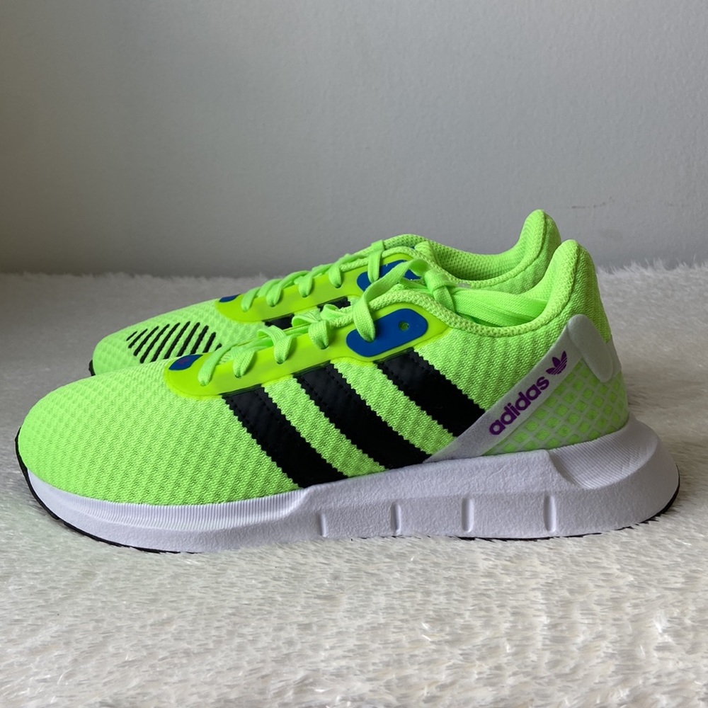 NEW| Women’s adidas Outdoor Swift Women’s Neon Green Running Shoes - Picture 7 of 9